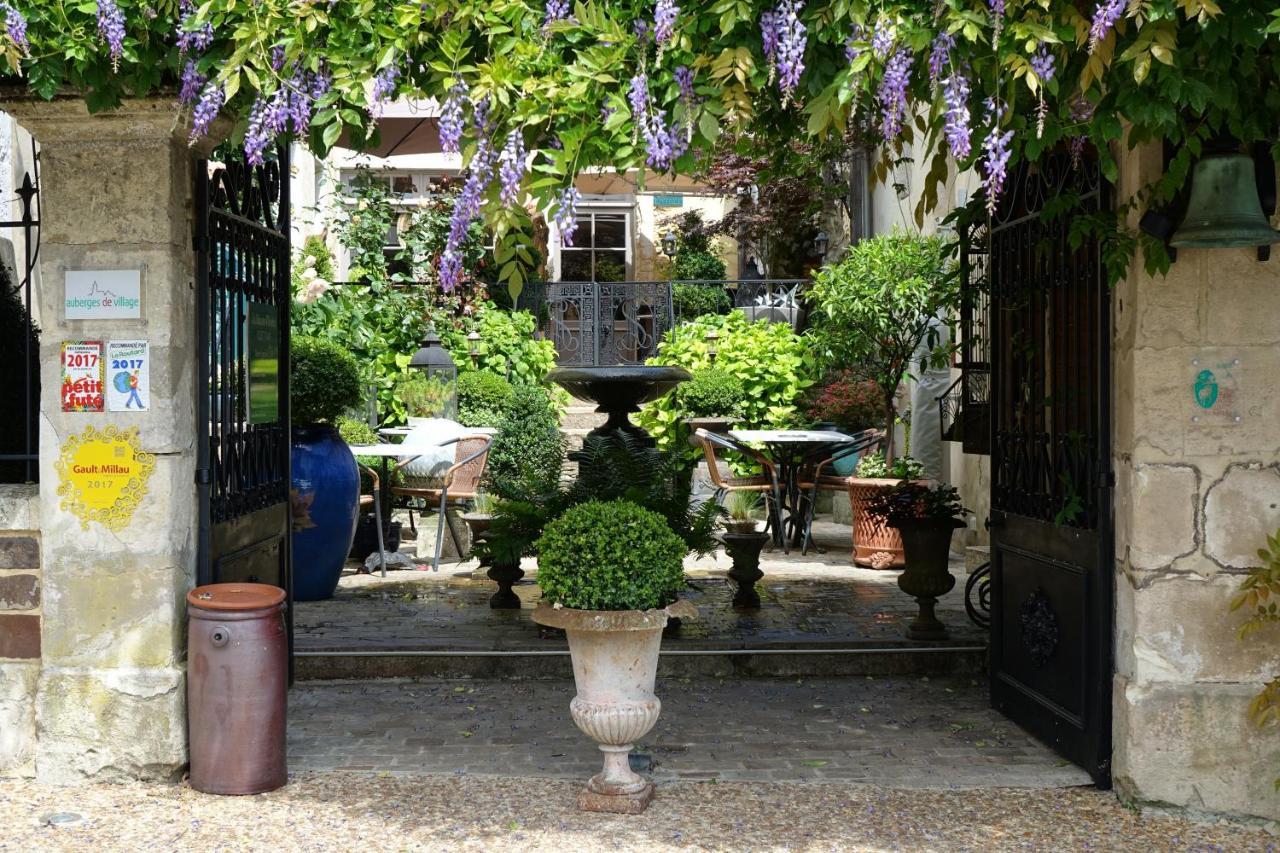 La Maison D'horbe Maison d'hôtes La Perrière